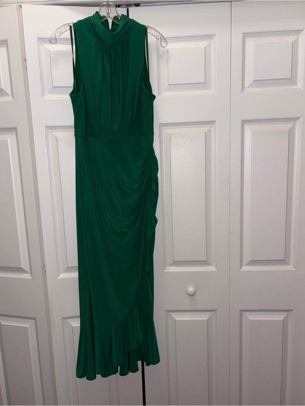Xscape Emerald Green Sleeveless Maxi Dress with Draped Side Ruching
